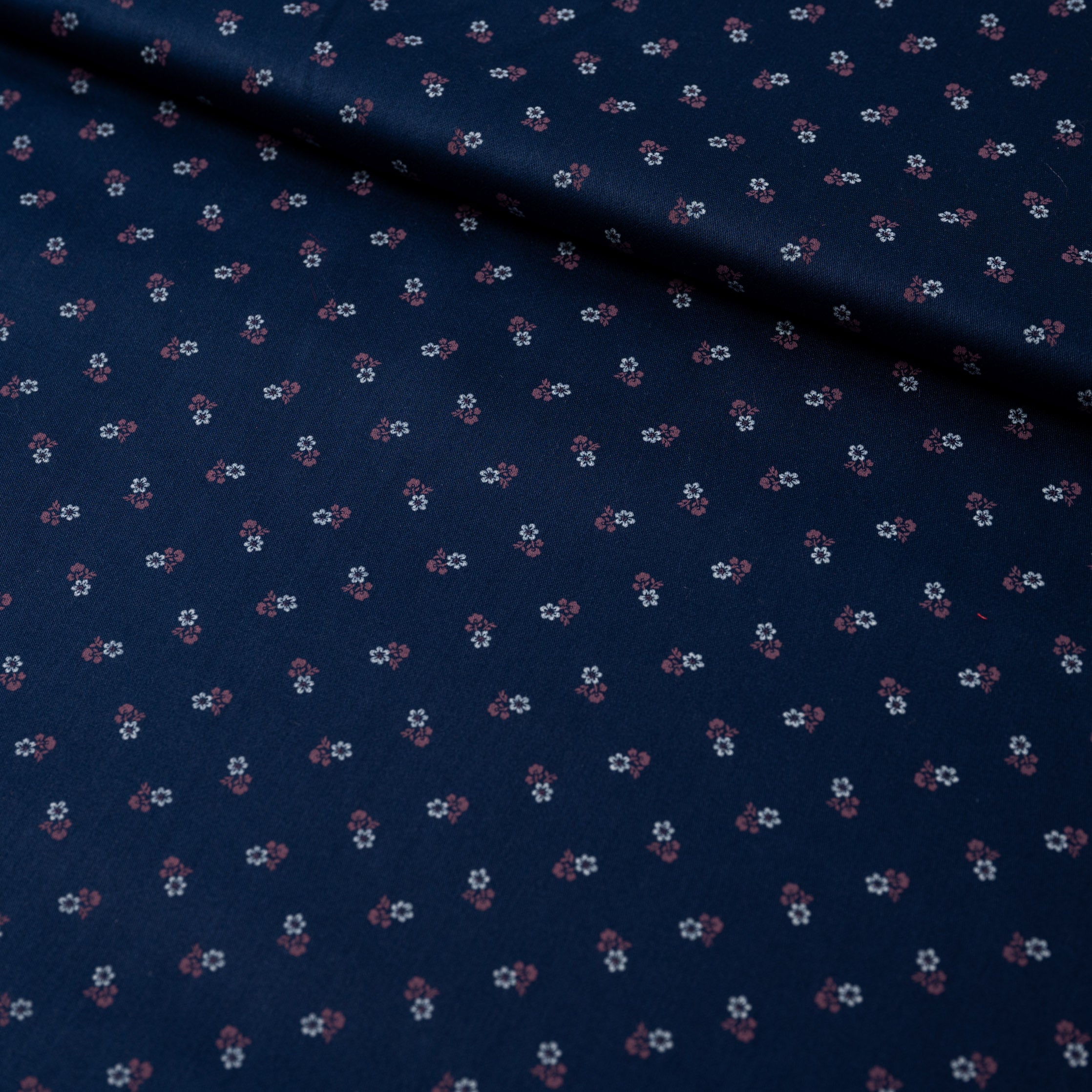 Trachtenstoff Baumwolle Satin geblümt Blau Weiß 0,5m